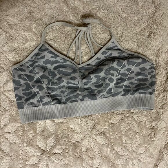 Victoria's Secret Other - Leopard print white sports bra